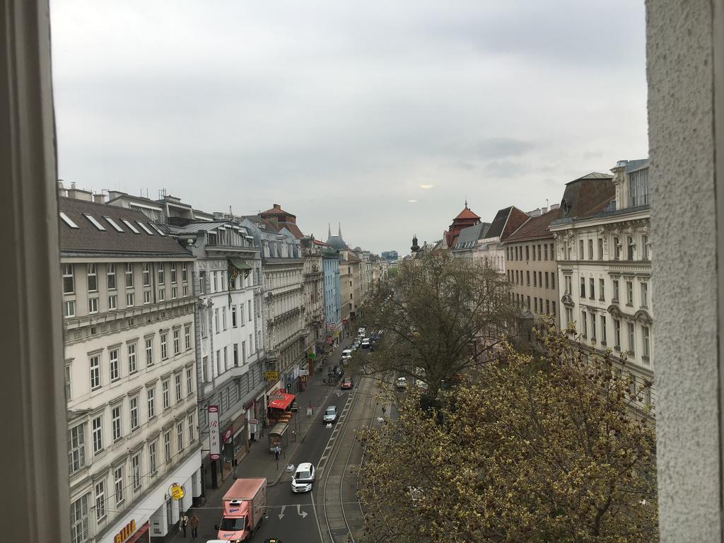 Pension Ani Wien Ngoại thất bức ảnh